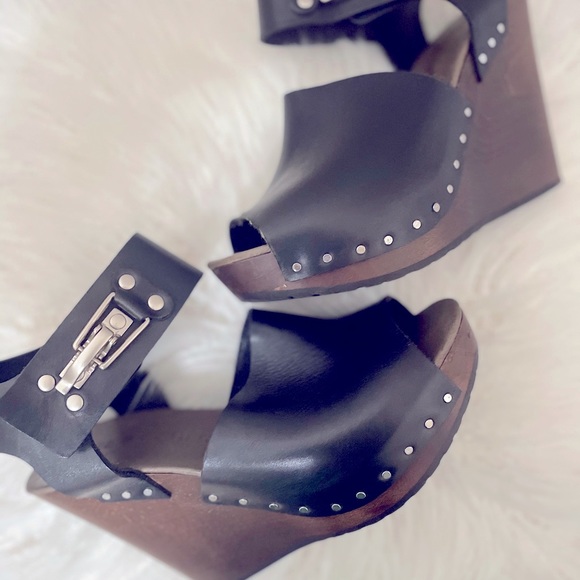 See By Chloe Shoes - See by Chloe Black Leather Platform Wedge Size 8